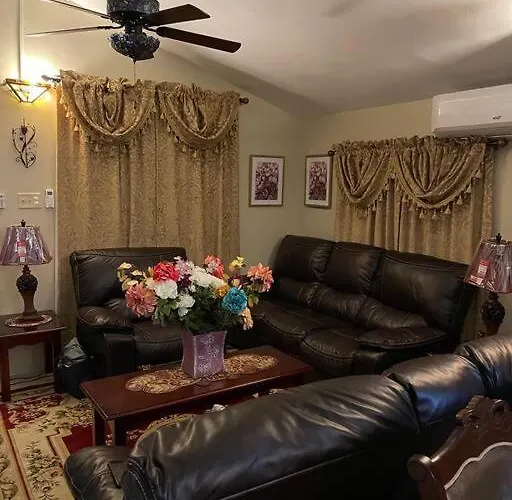 Holiday home Cheerful One-bedroom 1bath, Wifi, Air Conditioning