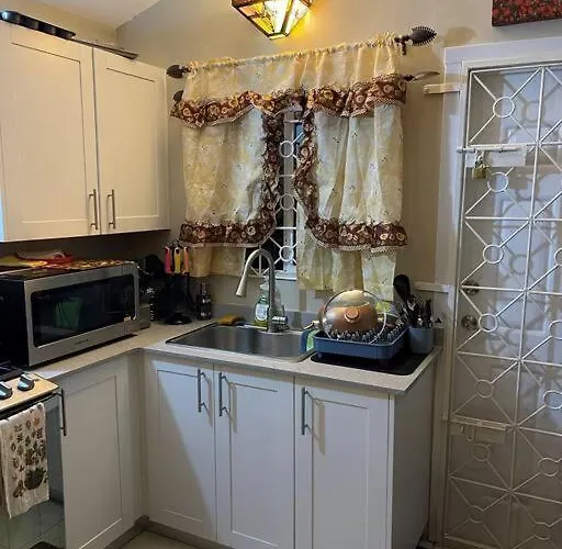 Holiday home Cheerful One-bedroom 1bath, Wifi, Air Conditioning *