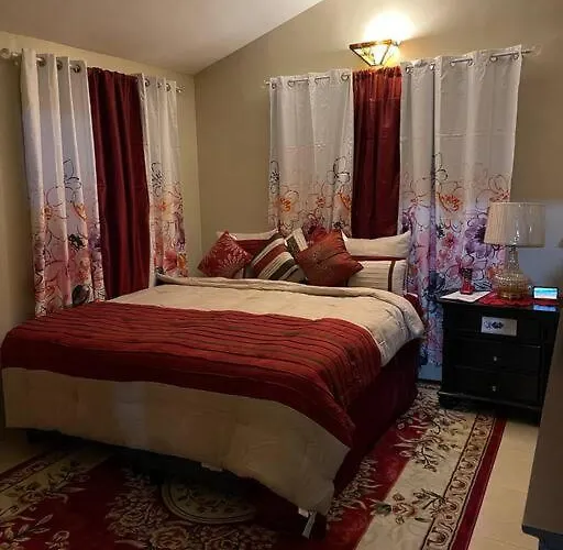 Cheerful One-bedroom 1bath, Wifi, Air Conditioning Montego Bay